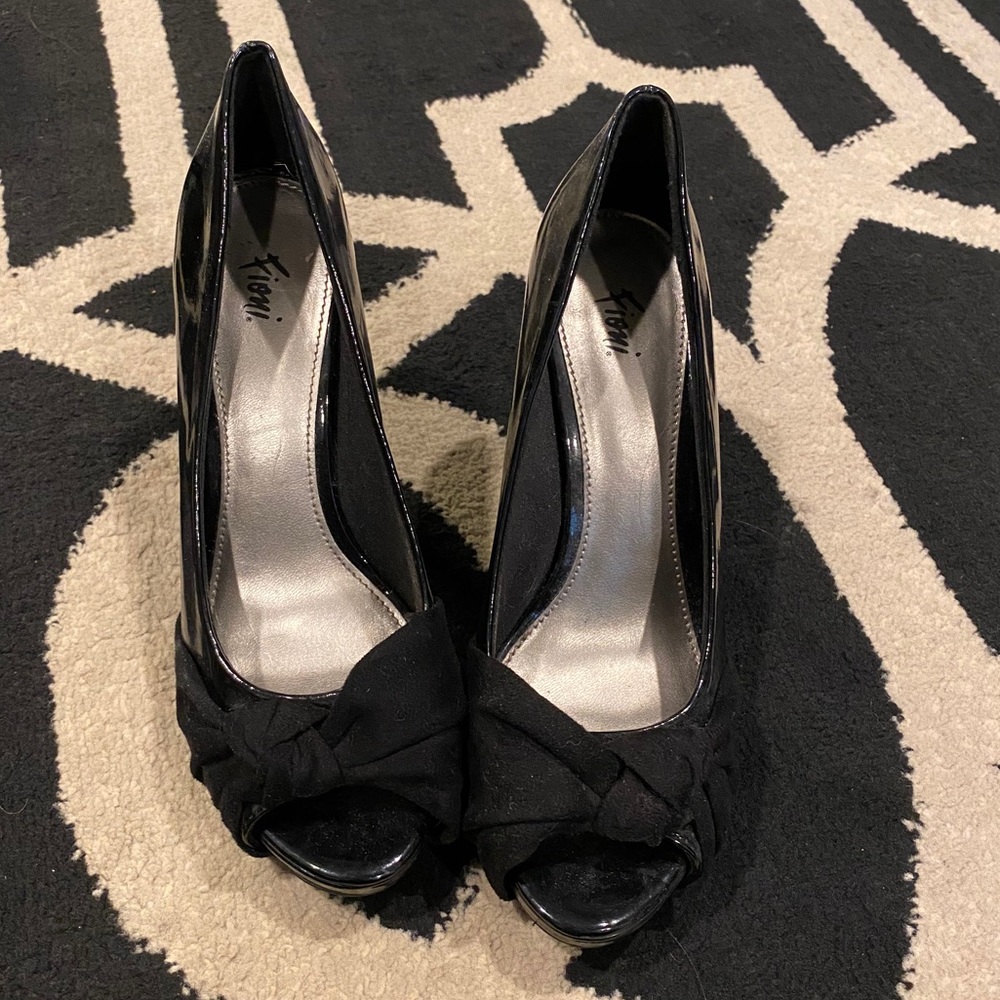 Black heels